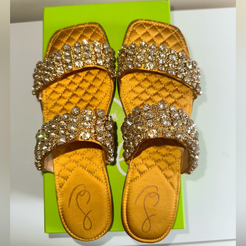 COPY - Sam Edelman Ezel yellow satin sandals - Picture 3 of 7